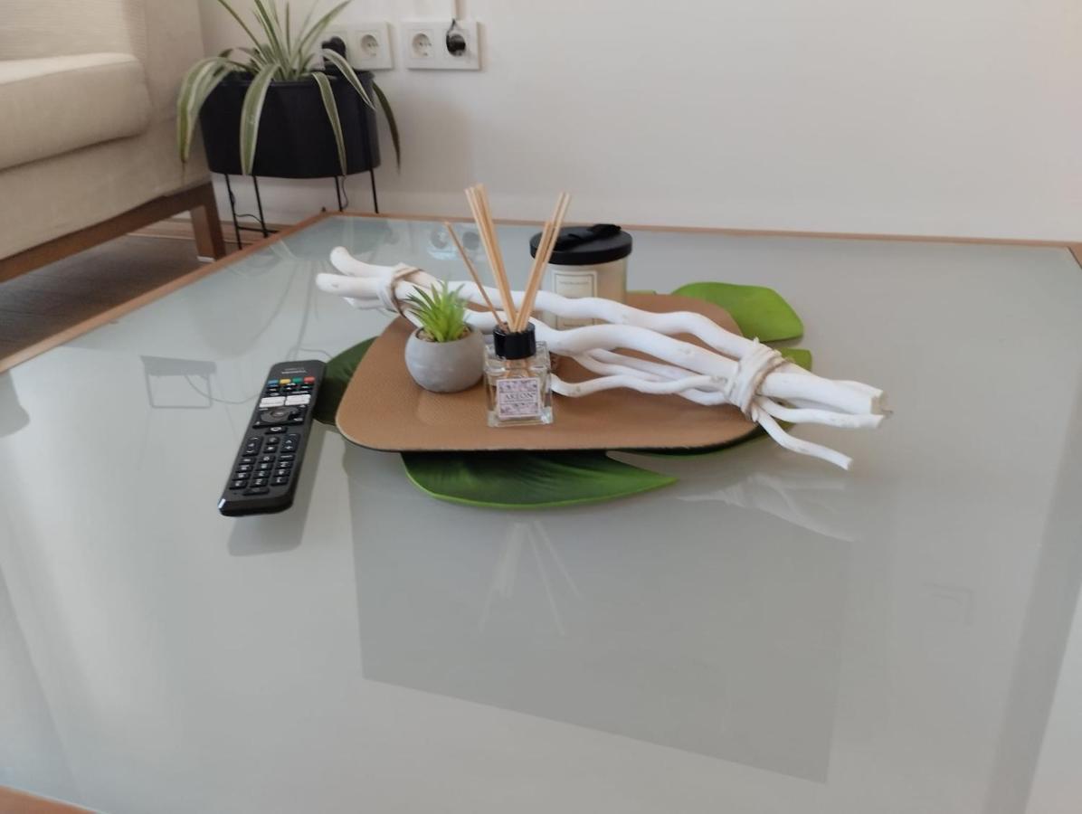 Apartman Zagreb , With Balcony And Free Parking Bagian luar foto