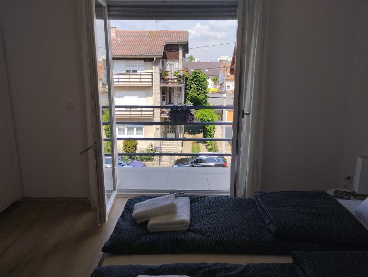 Apartman Zagreb , With Balcony And Free Parking Bagian luar foto