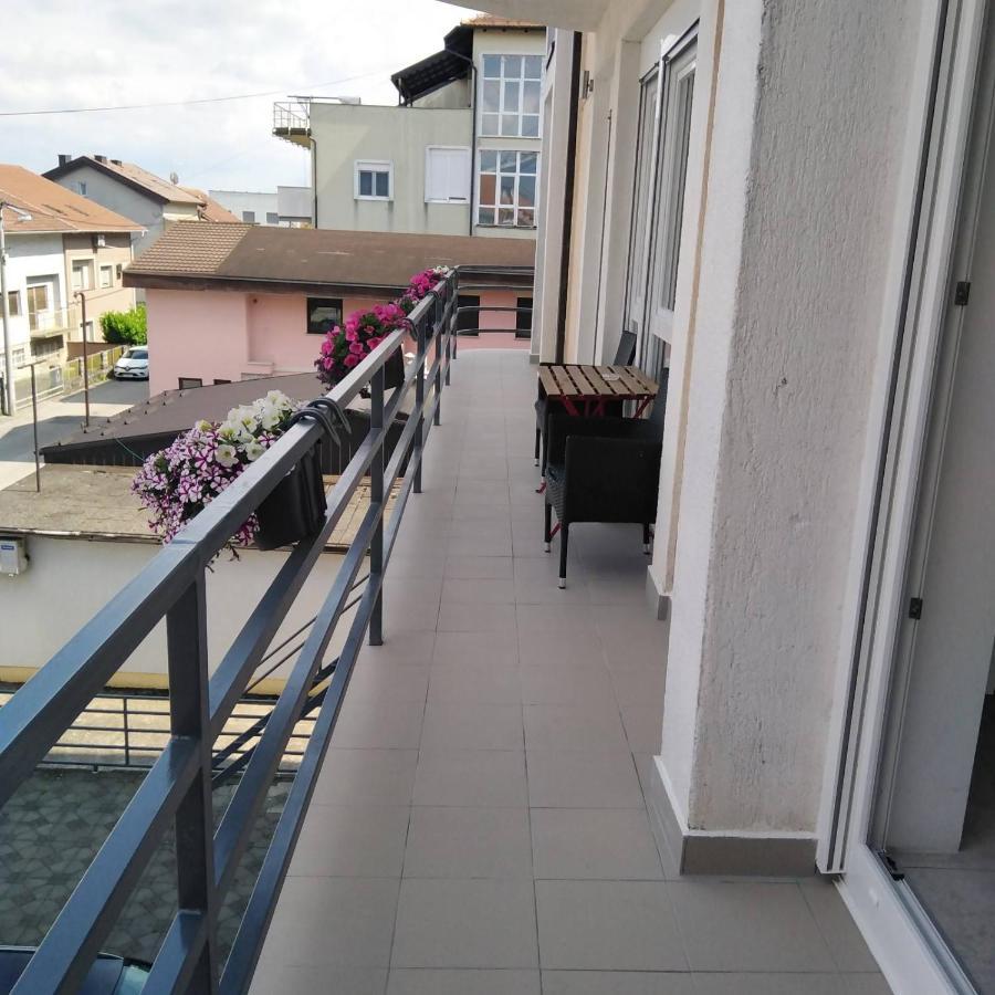 Apartman Zagreb , With Balcony And Free Parking Bagian luar foto