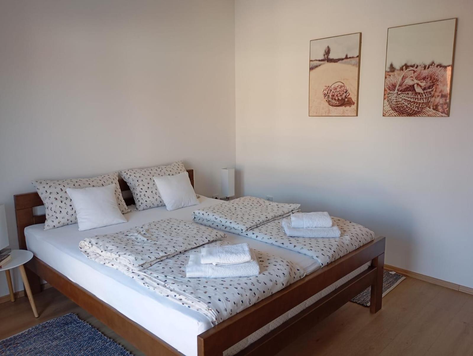 Apartman Zagreb , With Balcony And Free Parking Bagian luar foto